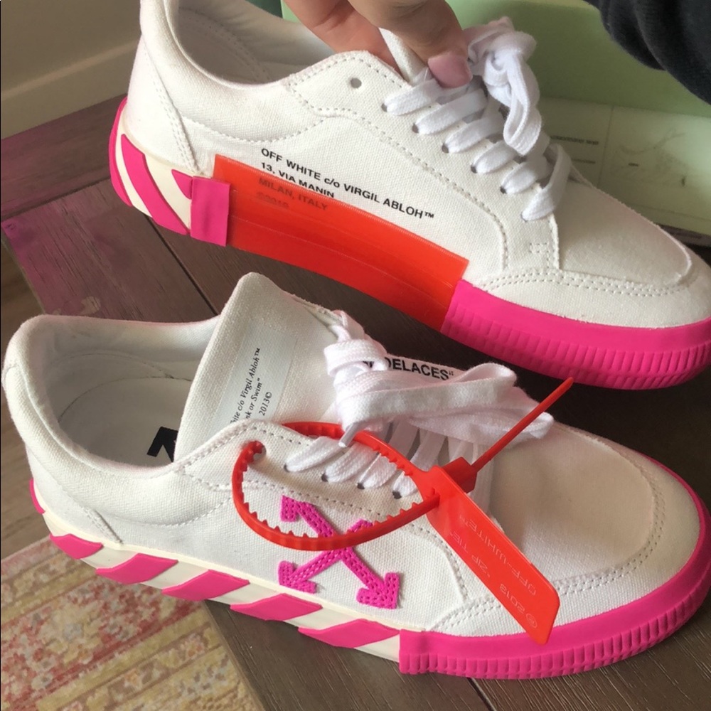Off White Sneakers